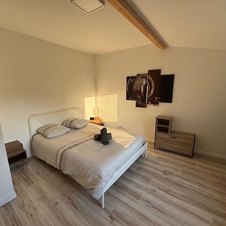 Bed To Rent - Maison Calme Avec Jacuzzi Sous Supplement Μπορντό Εξωτερικό φωτογραφία