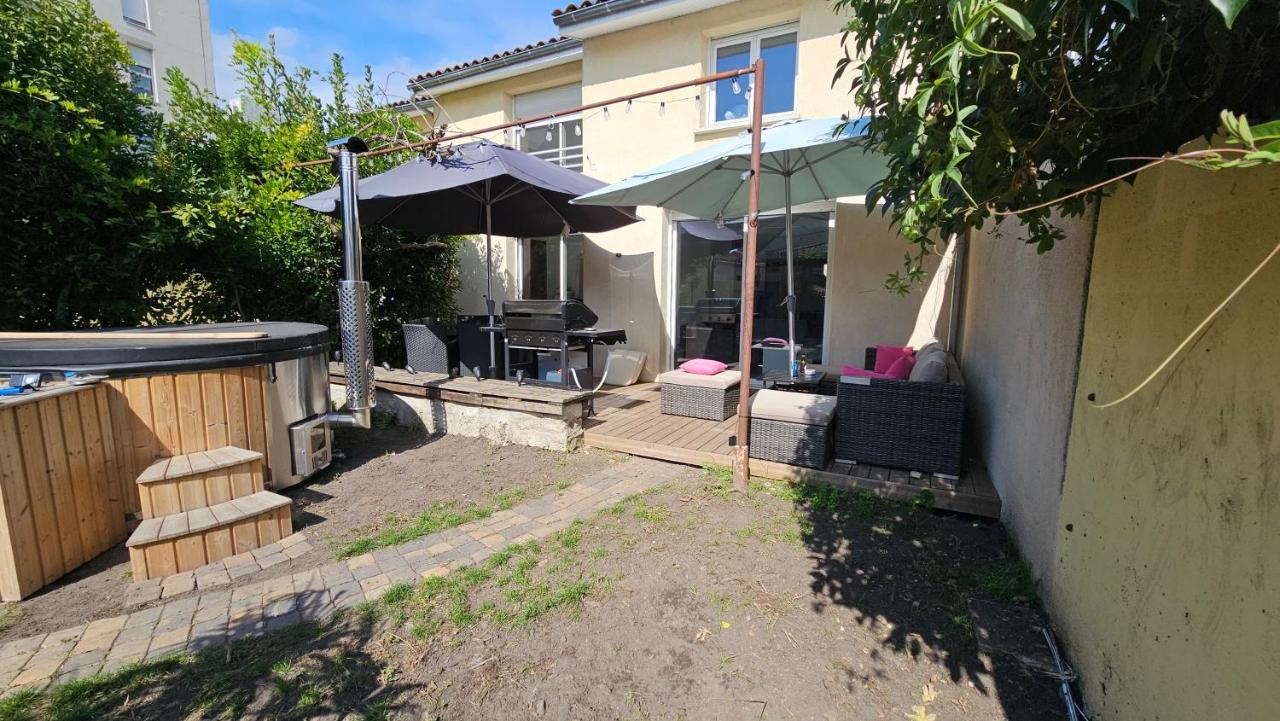 Bed To Rent - Maison Calme Avec Jacuzzi Sous Supplement Μπορντό Εξωτερικό φωτογραφία