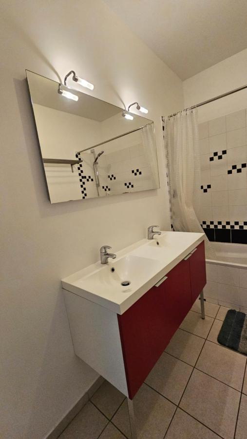 Bed To Rent - Maison Calme Avec Jacuzzi Sous Supplement Μπορντό Εξωτερικό φωτογραφία