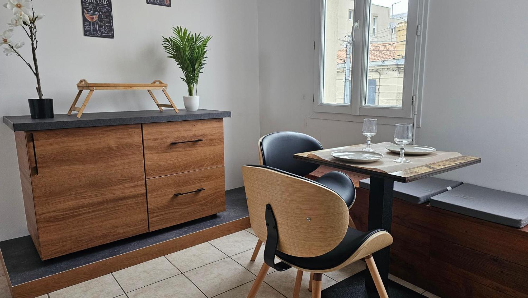 Bed To Rent - Maison Calme Avec Jacuzzi Sous Supplement Μπορντό Εξωτερικό φωτογραφία