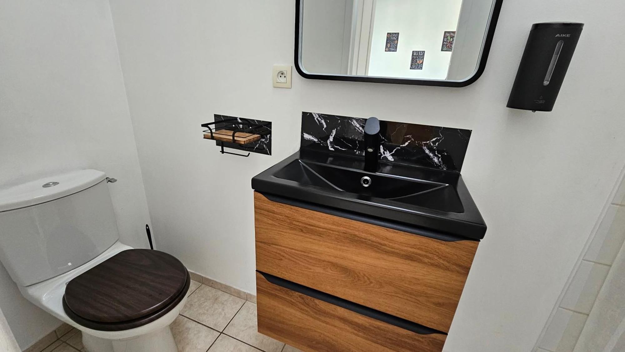 Bed To Rent - Maison Calme Avec Jacuzzi Sous Supplement Μπορντό Εξωτερικό φωτογραφία