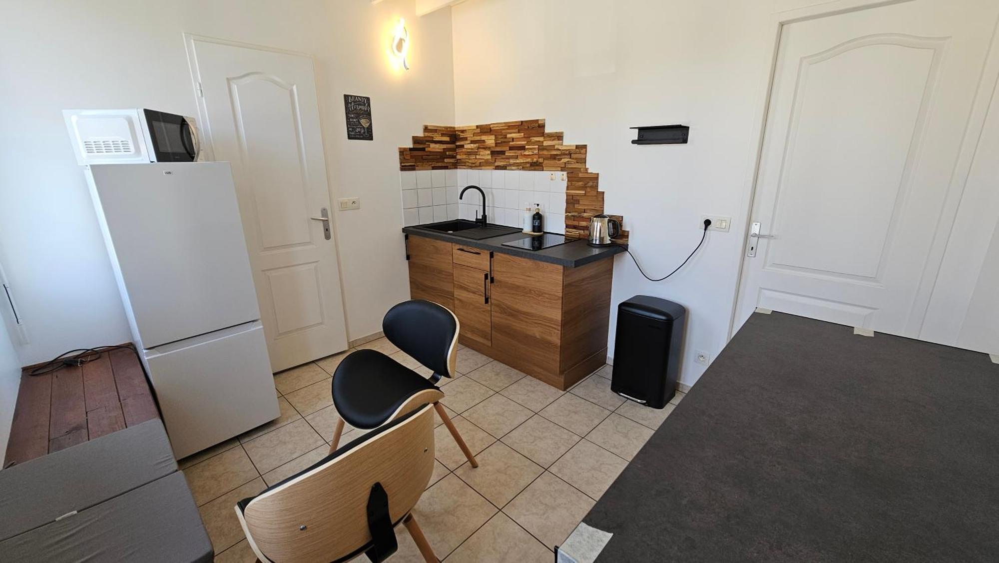 Bed To Rent - Maison Calme Avec Jacuzzi Sous Supplement Μπορντό Εξωτερικό φωτογραφία