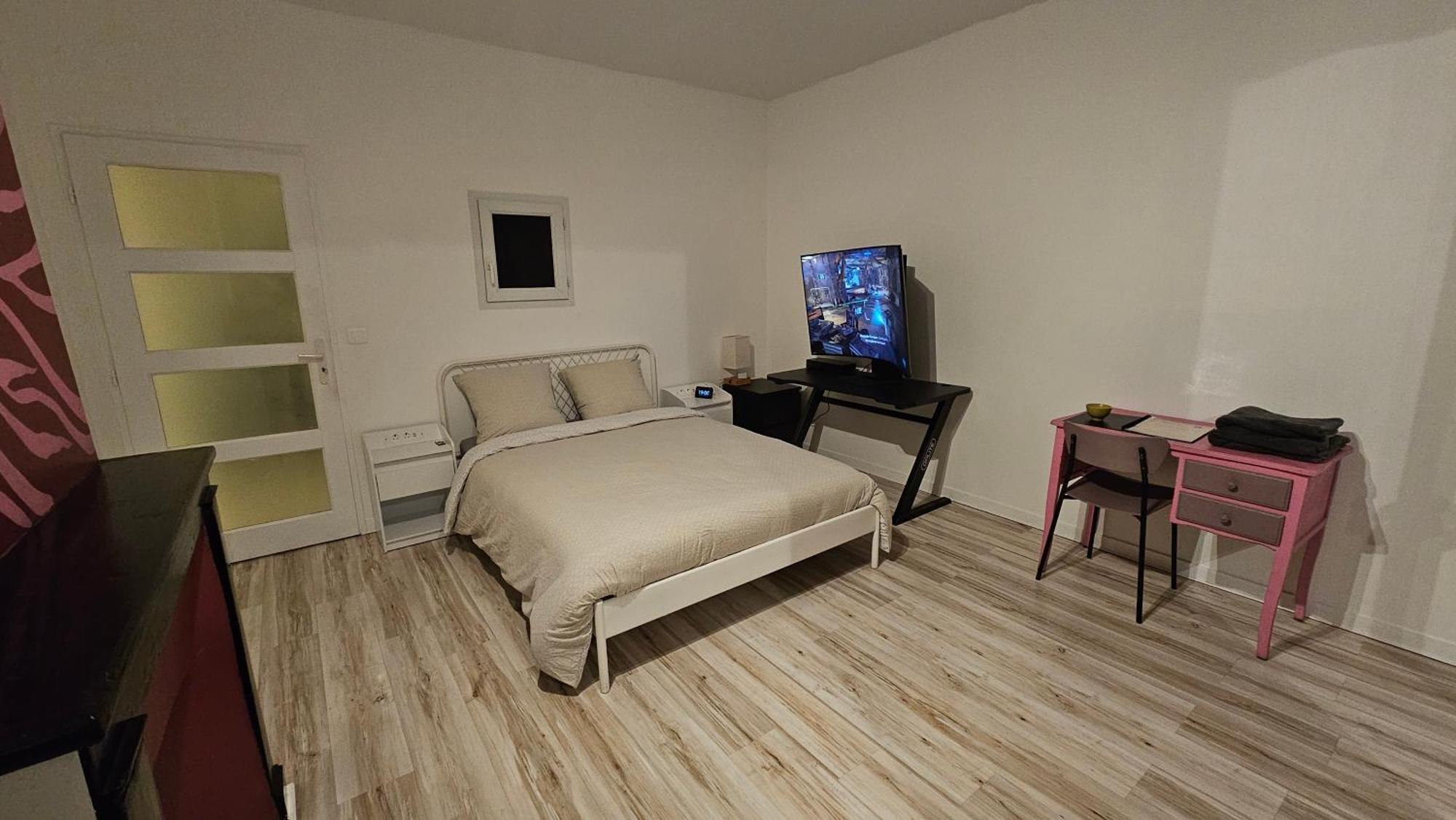 Bed To Rent - Maison Calme Avec Jacuzzi Sous Supplement Μπορντό Εξωτερικό φωτογραφία