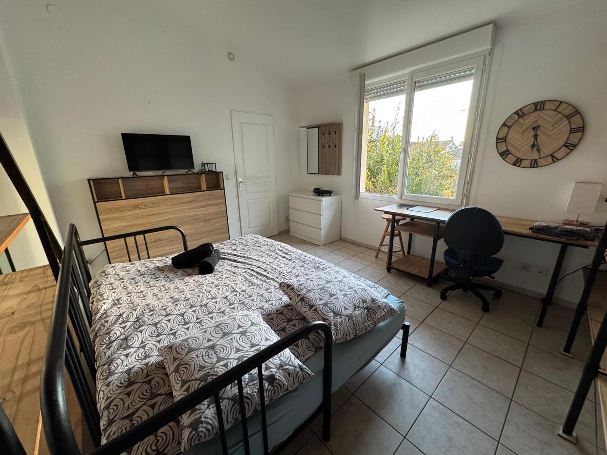 Bed To Rent - Maison Calme Avec Jacuzzi Sous Supplement Μπορντό Εξωτερικό φωτογραφία